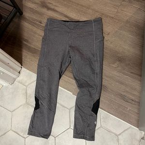 Lululemon- pace rival crop 22”